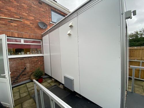 Temporary Adaptive Wet Room Extension