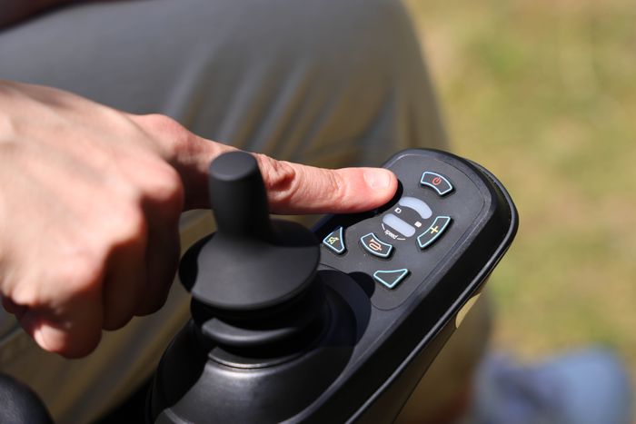eFOLDi Navigator: Ultra-light Folding Powerchair