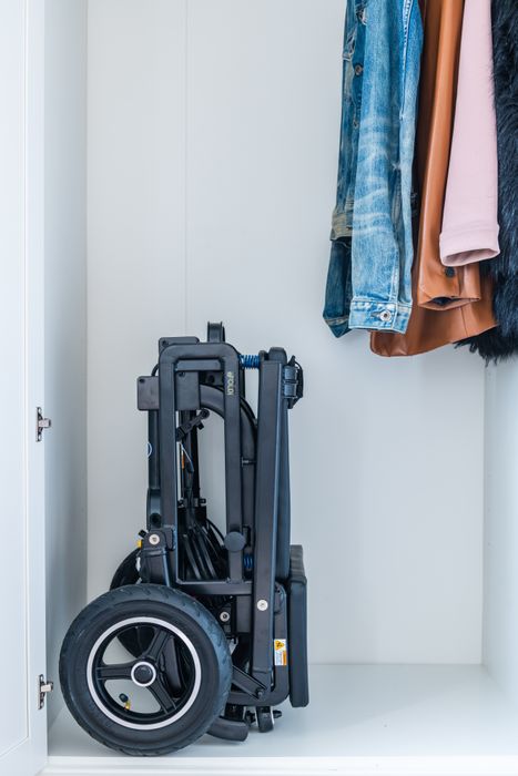 eFOLDi Lite – Compact Comfort, Everyday Freedom
