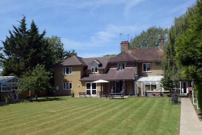 Long-term community neuro-rehabilitation service for males