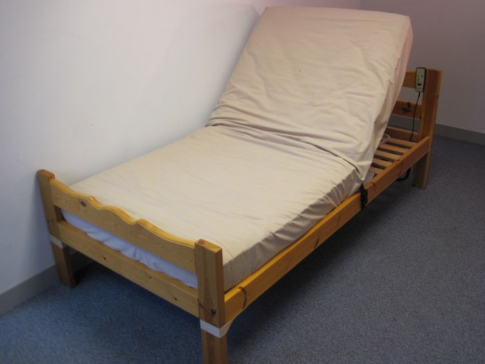 DreamMater Mattress Elevator