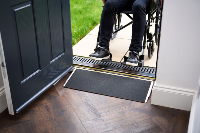 Doorline Threshold Wedge
