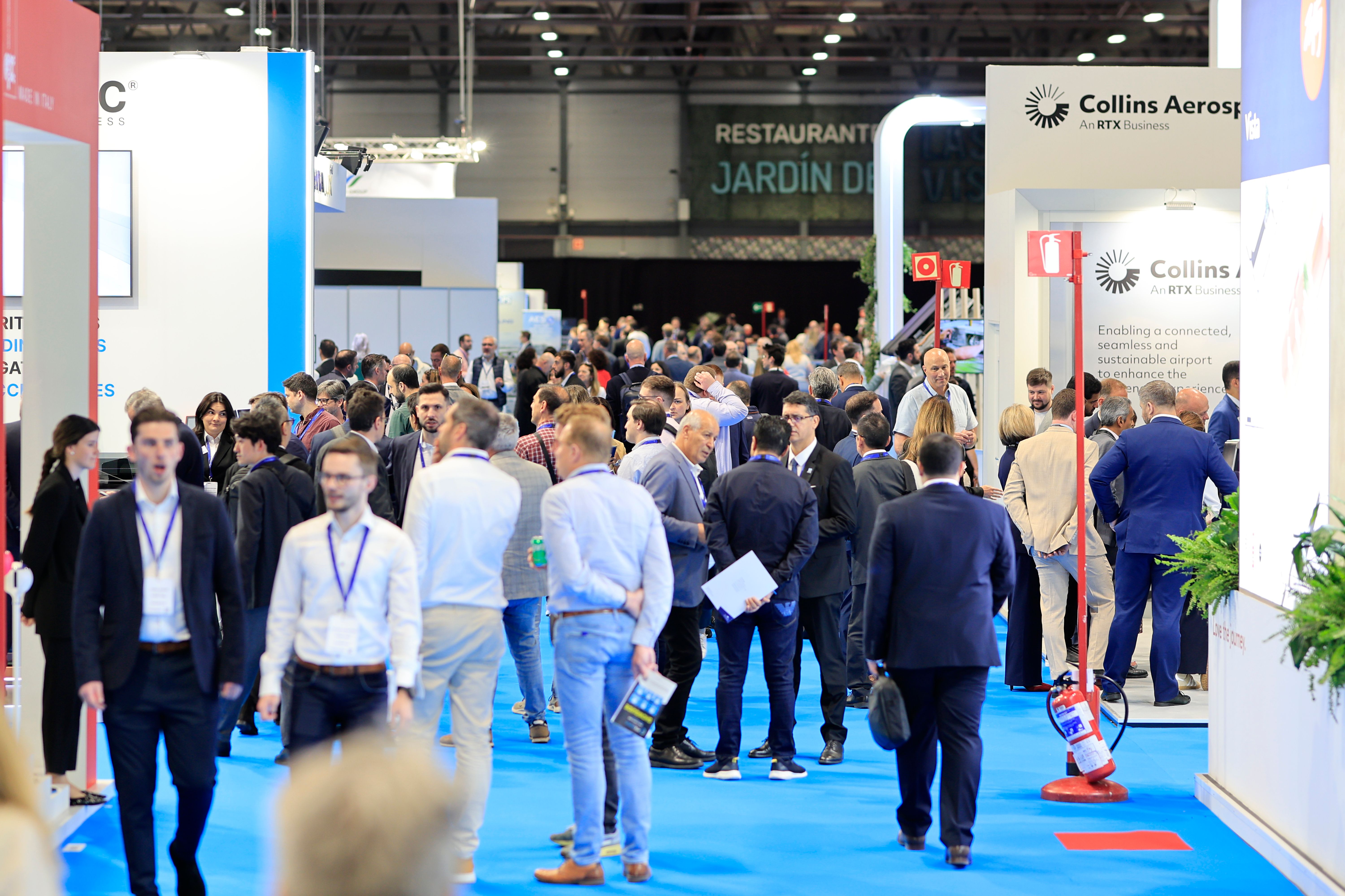 exhibition attendees 