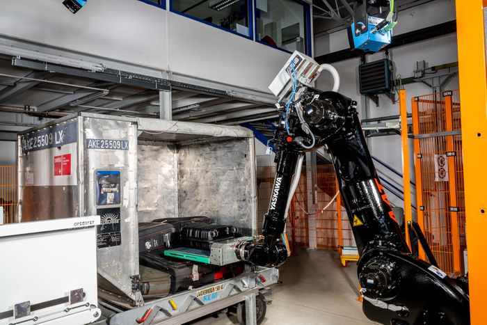 ABLE Mk2 - Fully automated baggage loading