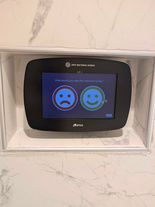 Avius Feedback Tablet & Kiosks for Airports