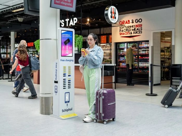 Free charging - OneFlash Powerbank service