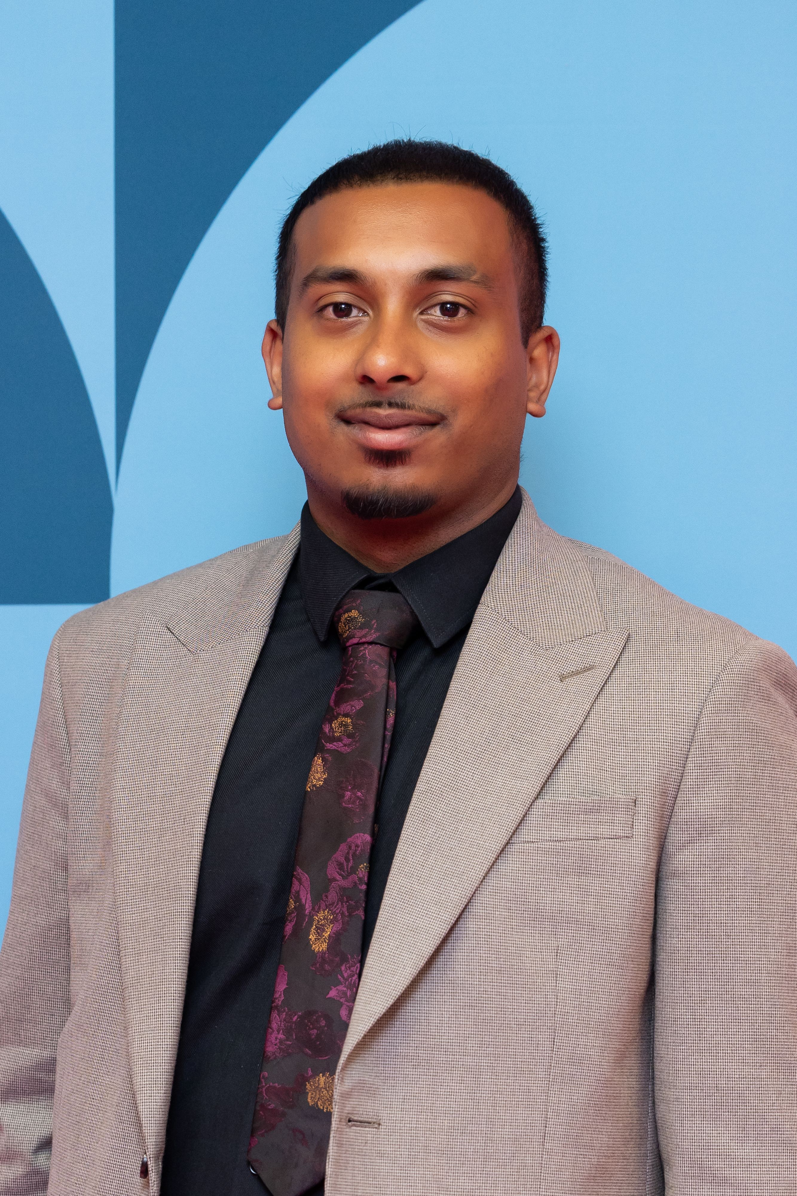 Kevin Alfred Senior Sales Executive +44 (0)20 8092 6780 k.alfred@closerstillmedia.com