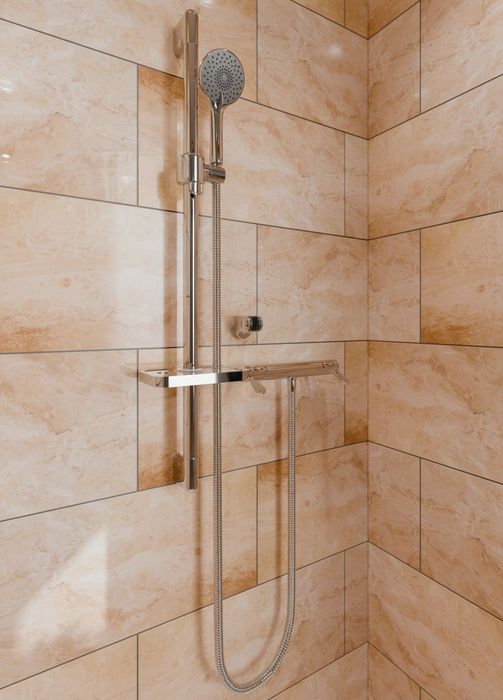 AKW Arka TMV3 Cool Touch Mixer Shower