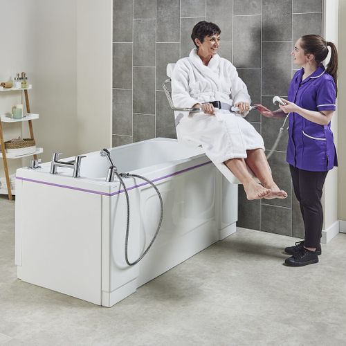 Alera fixed height bathing system with transfer seat