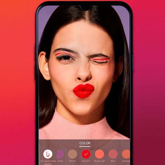 MyGlamm - AR/VR, UI/UX & Location Services