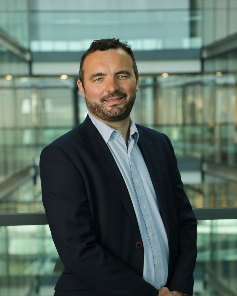 Peter Arnold, EY