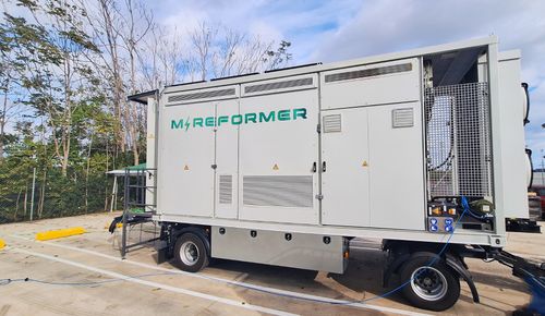 e-Nomad: Mobile Clean Power Generator