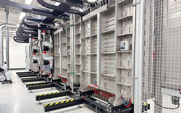 3.500 In-Line PVD  High Productive Coating System