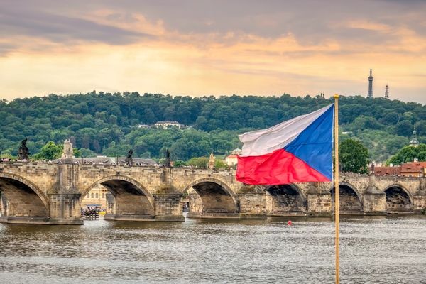 Solaris brings hydrogen-powered buses to Czech Republic