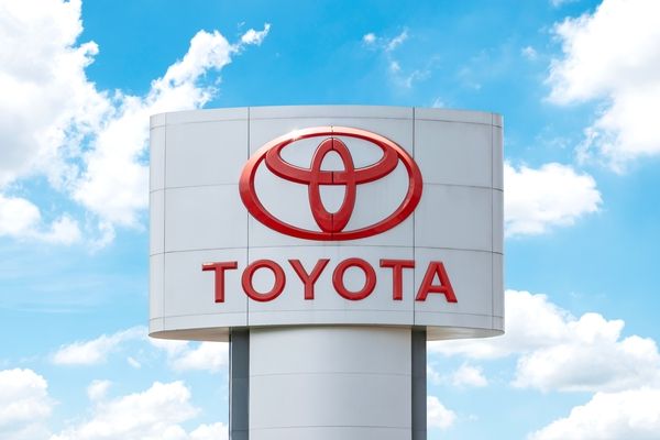 Toyota has decided to use a liquid hydrogen storage solution provided by Fabrum