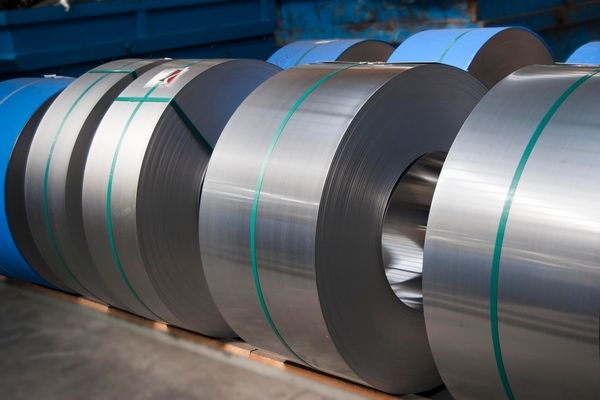 An agreement between Hydnum Steel and Knauf Interfer around the promotion of green steel distribution has been signed