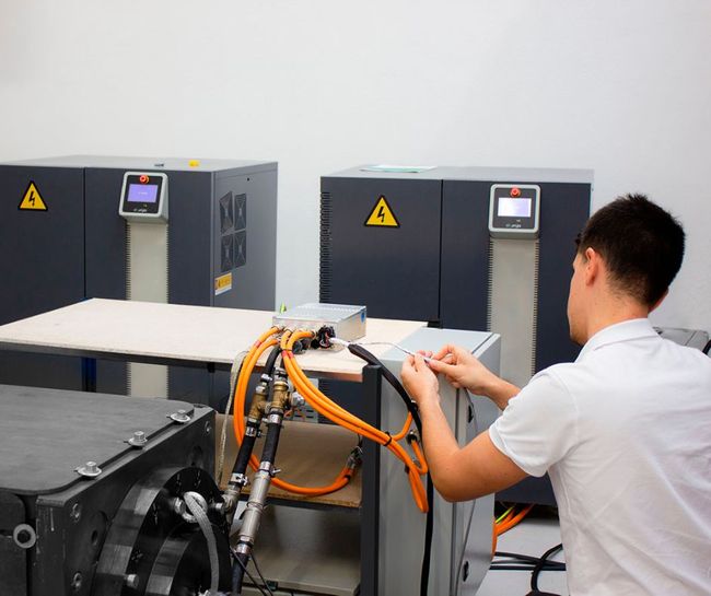 High-voltage inverter and BMS portfolio for off-road applications