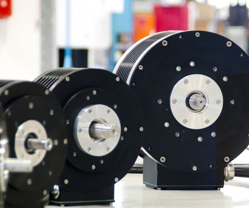 Innovative drive solutions: axial flux motors and traction drives
