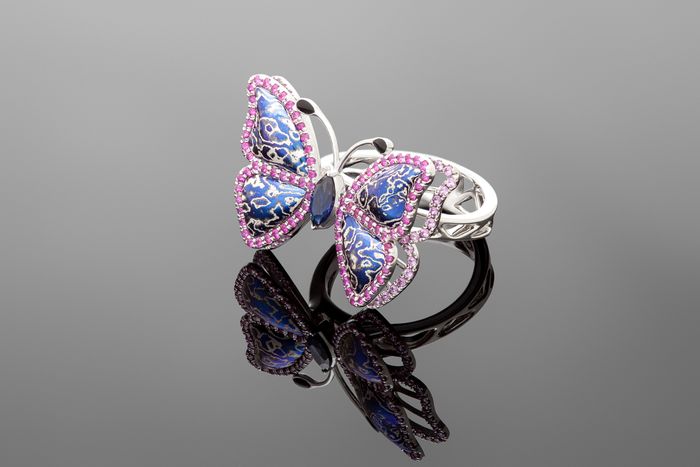 Mariposa Collection