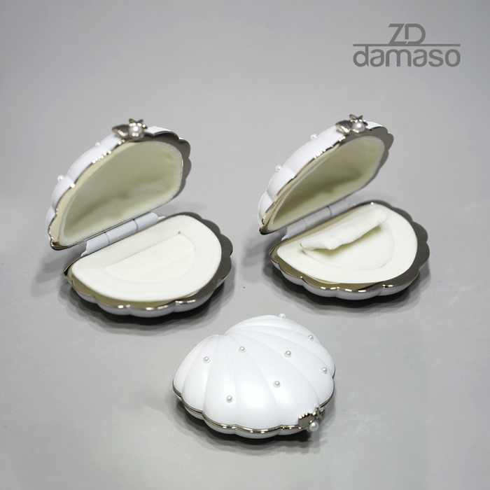 ZAHIR DAMASO Luxury Special Curated Boxes: Exquisite Packaging Tailored to Perfection