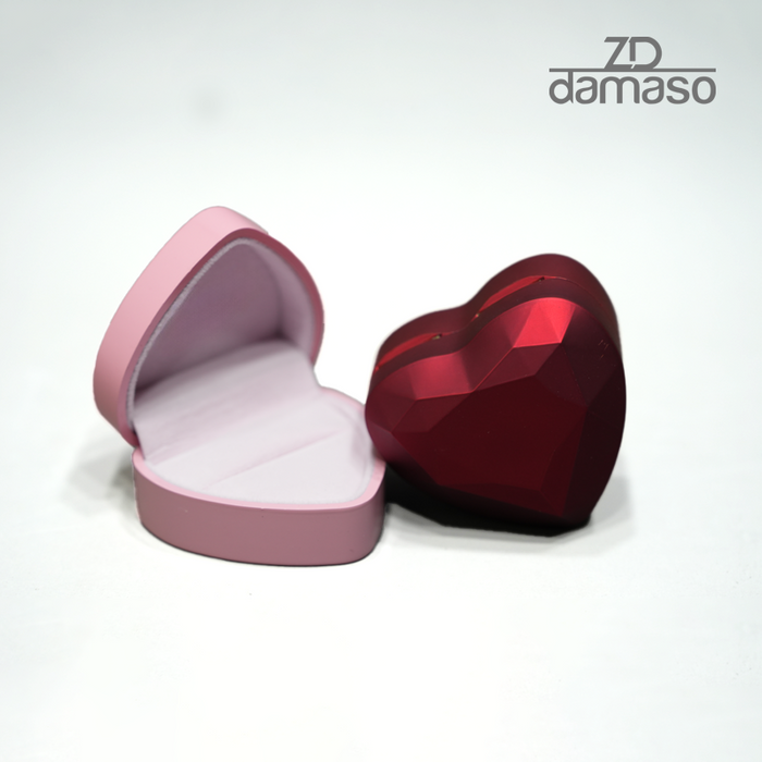 ZAHIR DAMASO Luxury Special Curated Boxes: Exquisite Packaging Tailored to Perfection