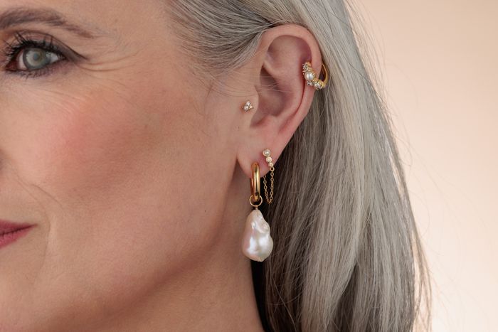 Hannah Martin Chained Pearl Stud Earrings