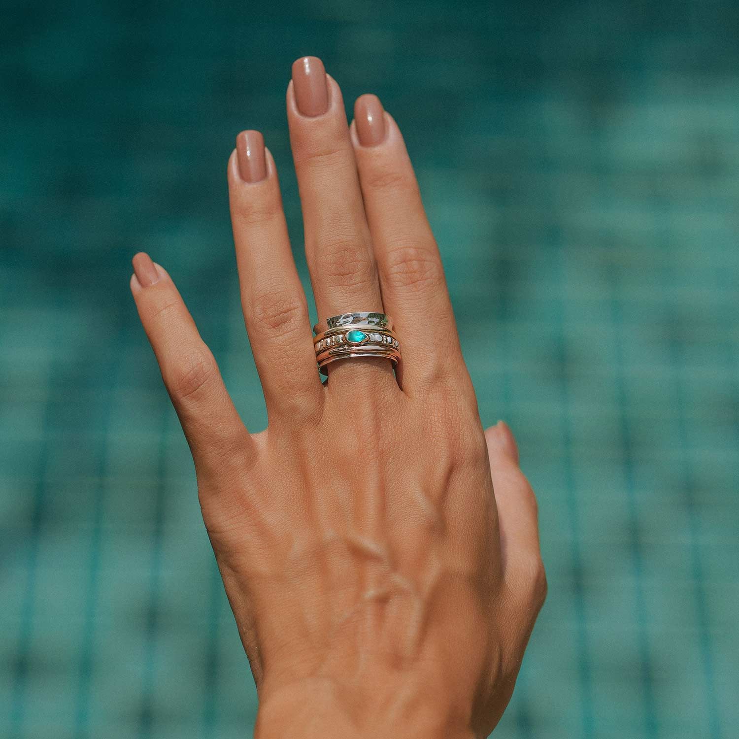 Maharani Spinning Ring - Turquoise Topaz