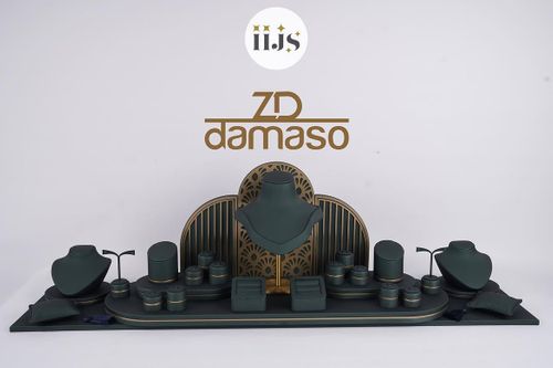 IIJS Exhibition Emerald & Gold Grand Showcase Suite - ZD Damaso