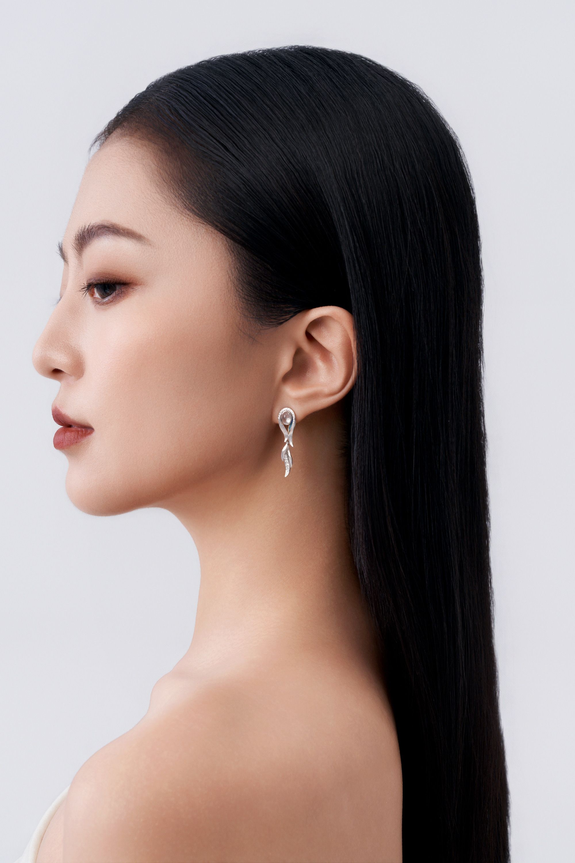 Veloura Earrings