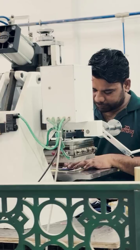 Factory visit with our MD behind the scene from production to dispatch