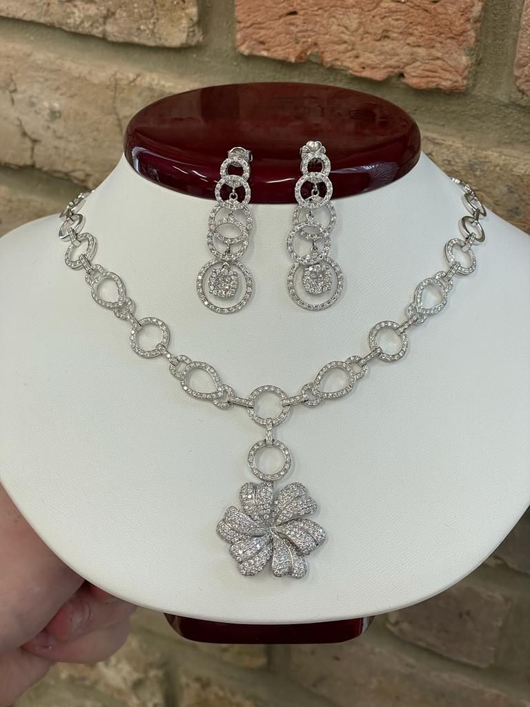 MG Diamonds and Jewellery. Leading distributors of pre-owned and new jewellery