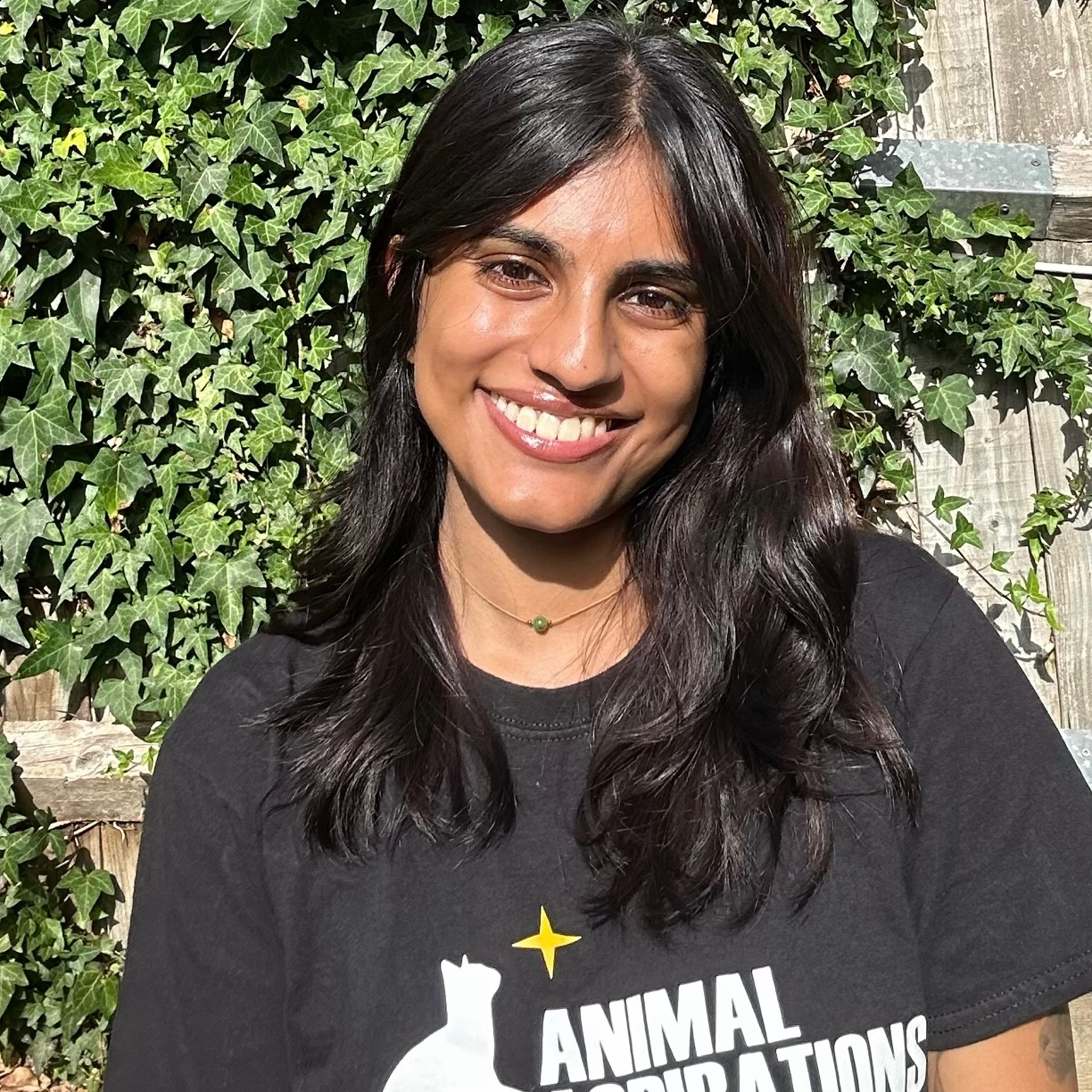 Lharanya Somasundaram Vet Vets4Pets Northampton hospital