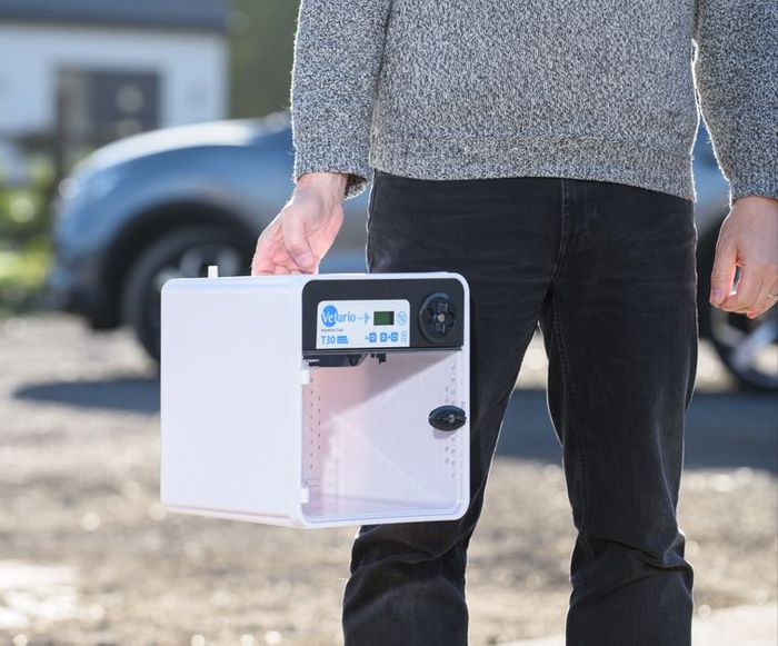Vetario's portable T30 & S30 intensive care units mean it's never been easier to transport patients
