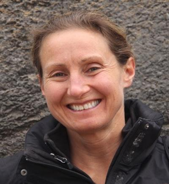 Get to Know: Bettina Dunkel - Exploring the World of Equine Critical Care