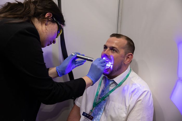 Potential life-saving oral cancer screening returns to Oncology Professional Care 2024, in partnership with The Swallows Head and Neck Cancer Support Group