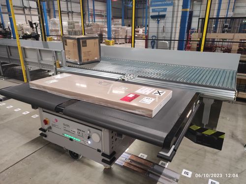 Wayfair in US handles oversized items with accuracy thanks to Fives’ GENI-GiAnt AMR sorter