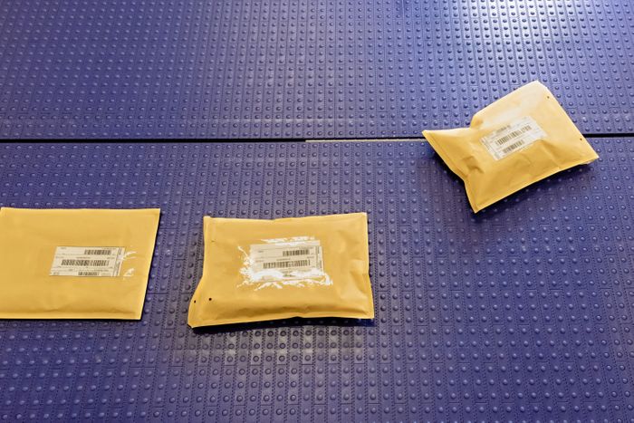 High-performance, controlled multi-directional movement of goods