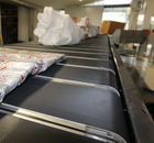 Linear cross-belt sorter