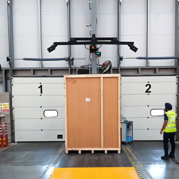 BeeVision 272 - Static Pallet Dimensioning System with Optional Ground Mounting Kit