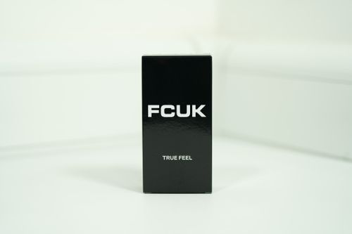 Black True Feel Condoms x 12