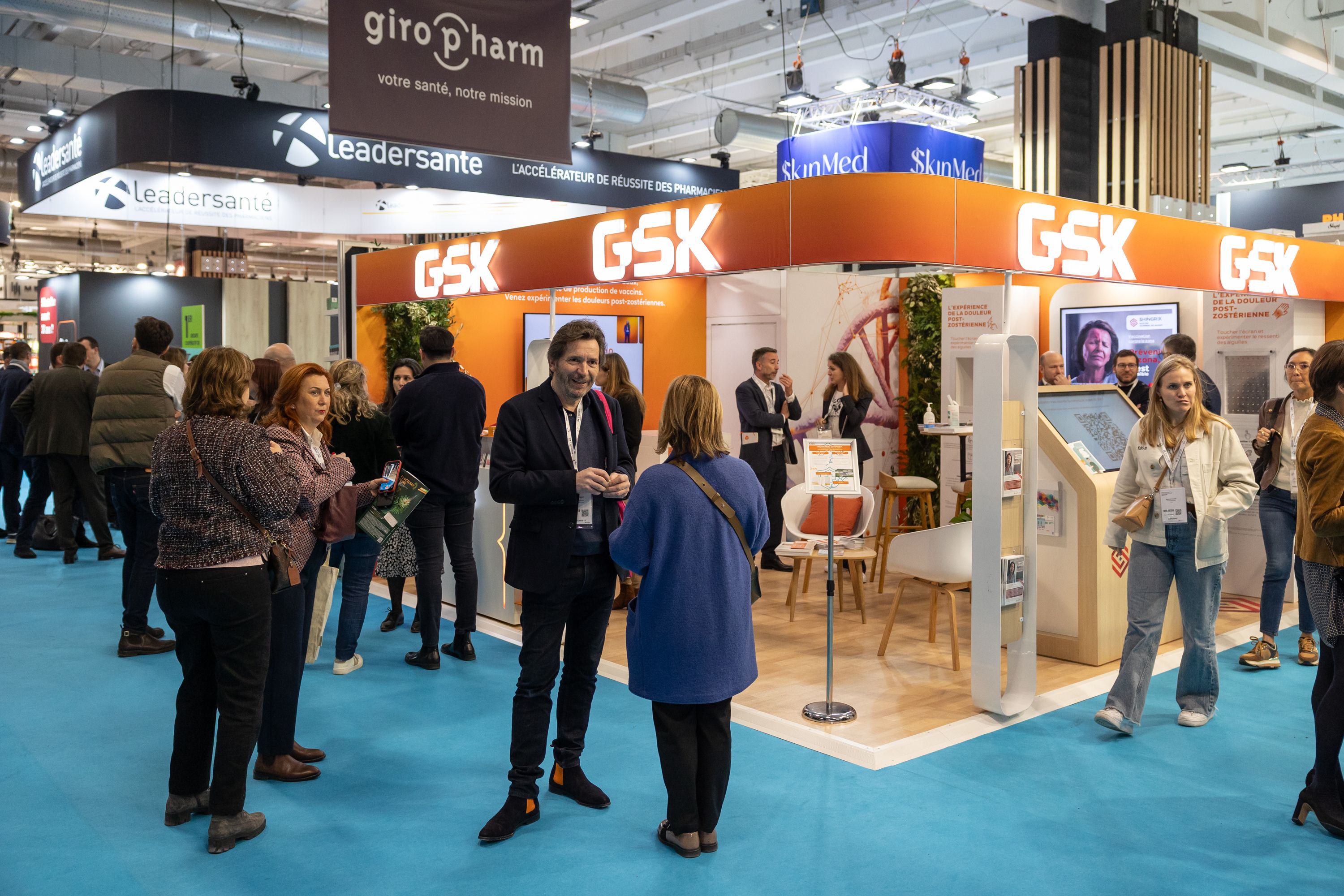 Stand exposant au salon de la pharmacie