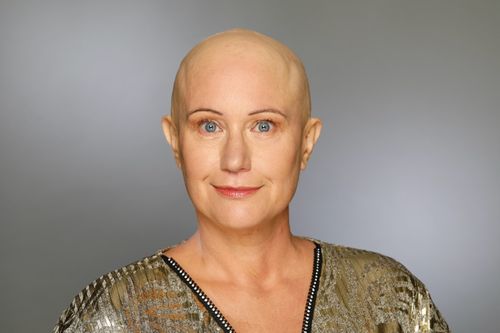 Emaliz Hair France : La référence capillaire en oncologie – Ensemble, préservons la féminité.