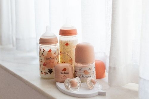 SUAVINEX : l’élégance et l’innovation au service des tout-petits – Venez nous rencontrer à Pharmagora 2026, stand M62 !