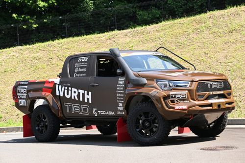 Natural Fibre Composite Bodywork for Team Tras Power 135 TRD Hilux