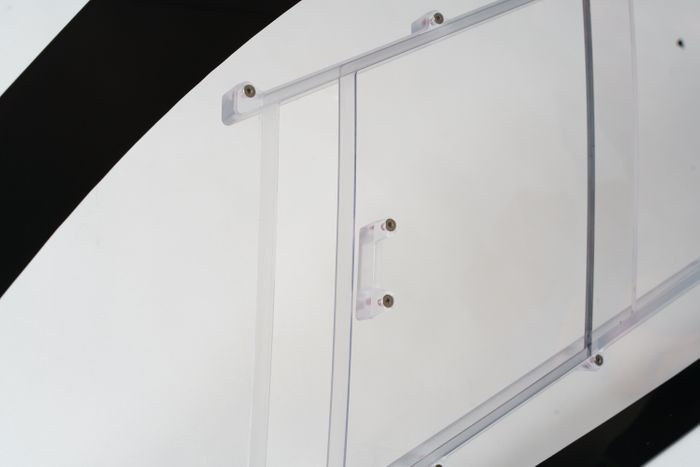 Custom side windows for motorsport