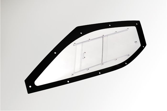 Custom side windows for motorsport