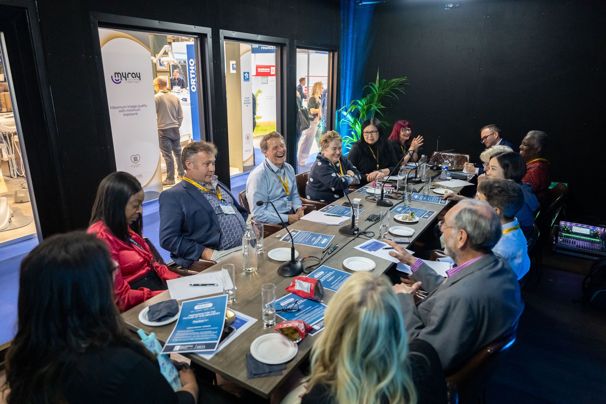 Image of roundtable discussion