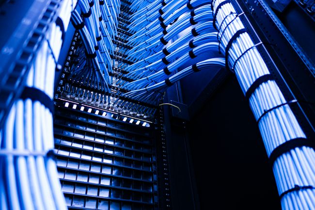 Cables Containment Service