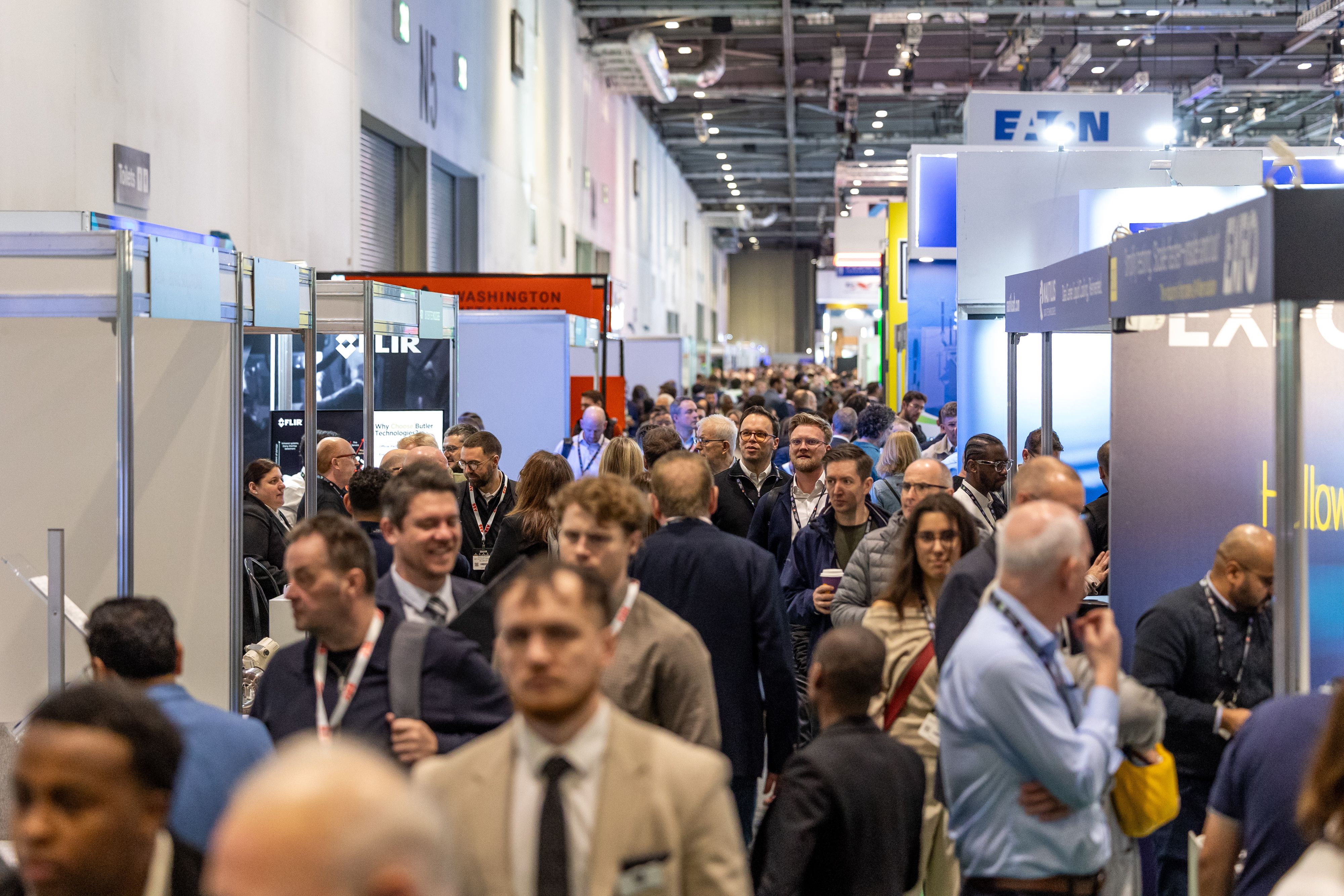 Image of Busy Show Floor at TSL26