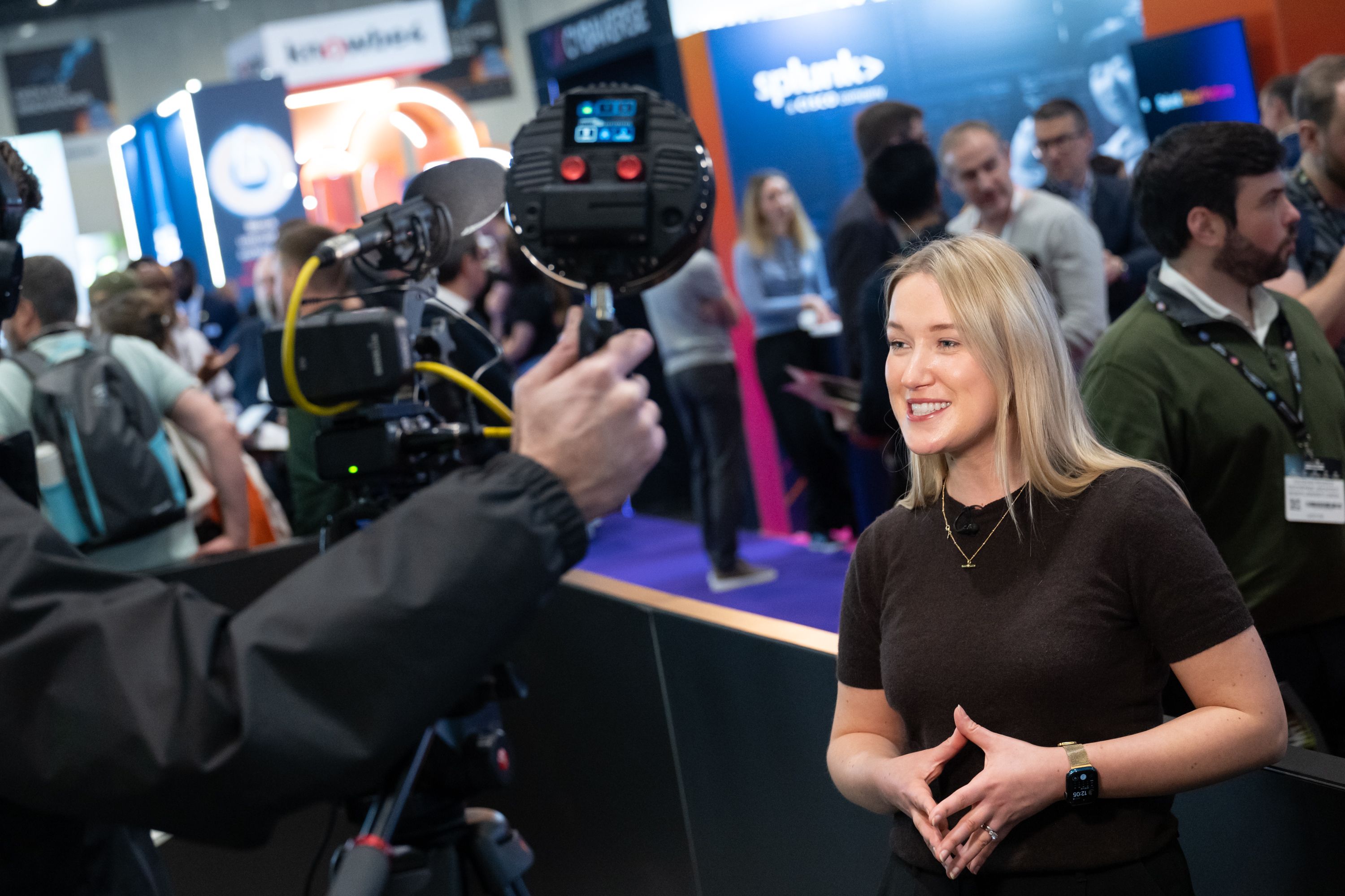Exhibitor taking part in a video interview at Tech Show Frankfurt
